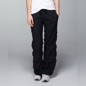 Lululemon Studio Pant II *Liner (Regular) Size 8 Black
